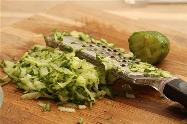 Græsk farsbrød med tzatziki