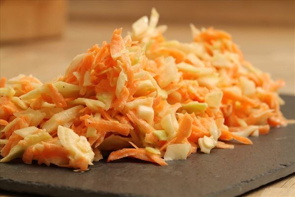 Kålsalat (coleslaw)