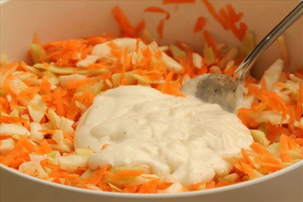 Kålsalat (coleslaw)