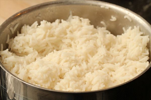 Koteletter i fad med ris (grundopskrift)