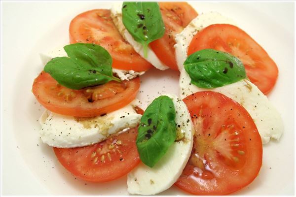 Tomatsalat med mozzarella