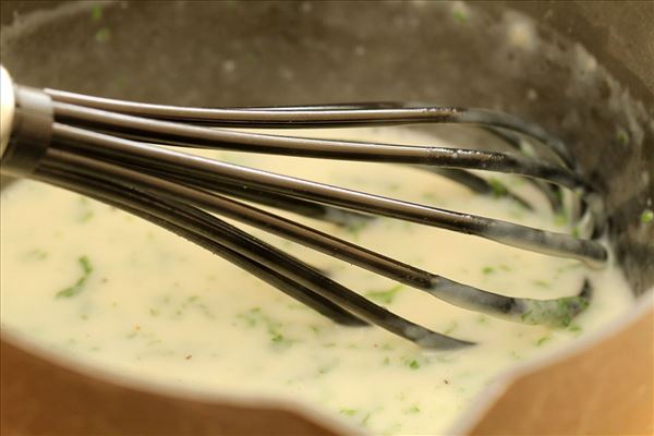 Hamburgerryg med kartofler og persille sauce