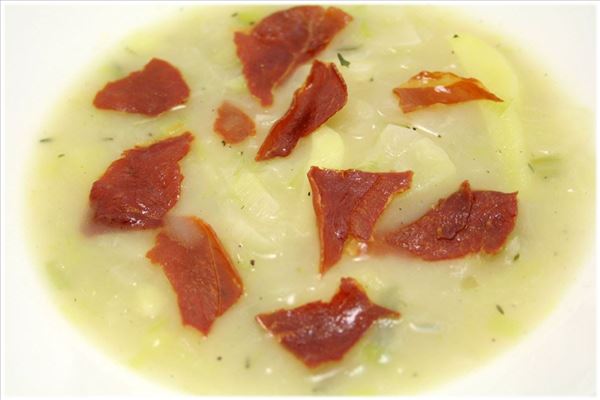 Hvidkålssuppe