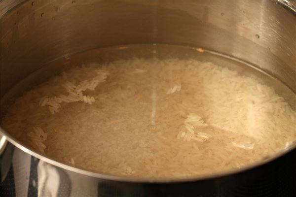 Koteletter med karrypasta og ris