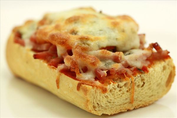 Minipizza på flute til madpakker