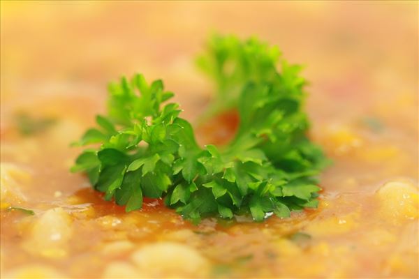 Mættende tomatsuppe med pasta