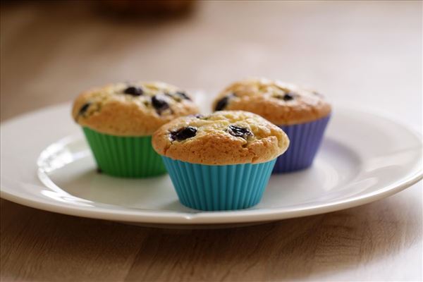 Marcipanmuffins med hvid chokolade og blåbær