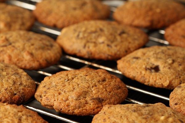 Chokolade cookies med nødder