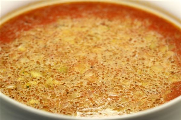 Tomatsuppe i mikroovnen