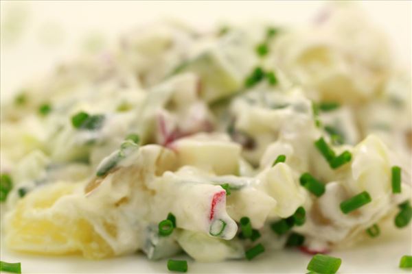 Kold kartoffelsalat med mayonnaise