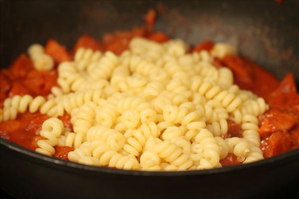 Pølsepasta