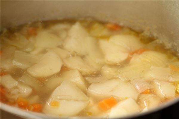 Jordskokkesuppe med Kammuslinger