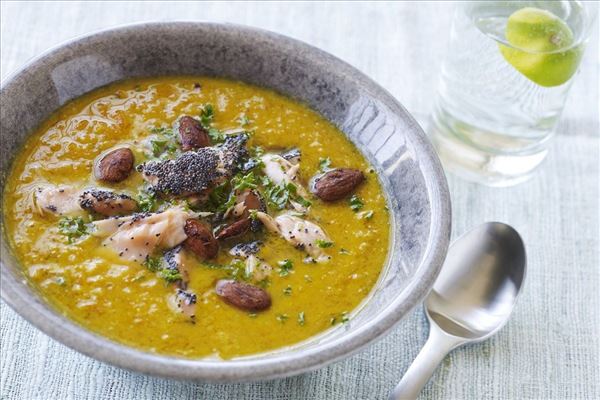 Linsesuppe med ørred, gulerod og fennikel