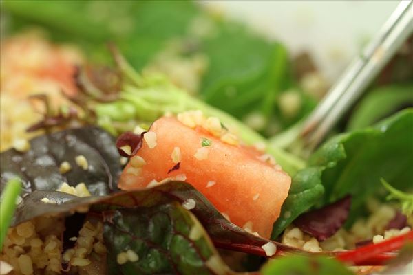 Sommersalat med couscous og vandmelon