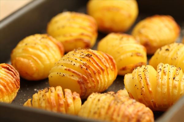 Helstegt kylling med hasselbackkartofler