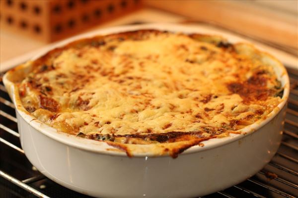 Lasagne med spinat, peberfrugt og gulerod