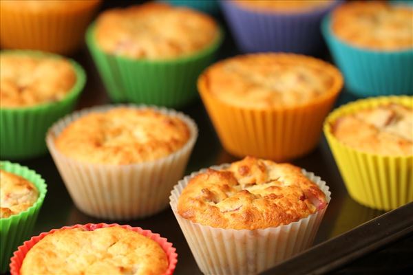 Rabarbermuffins med marcipan og citron