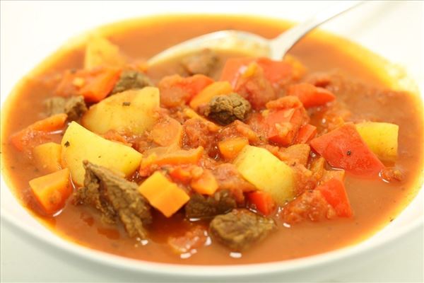 Ungarnsk gullaschsuppe