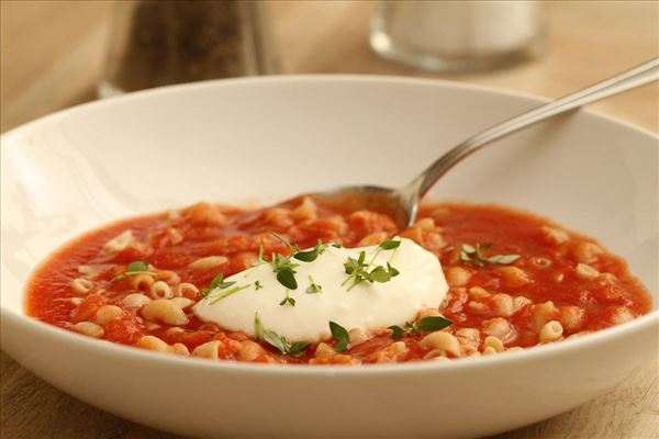 Tomatsuppe med pasta