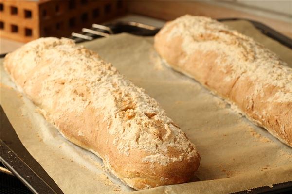 Hvide Italienere - hjemmebagt brød