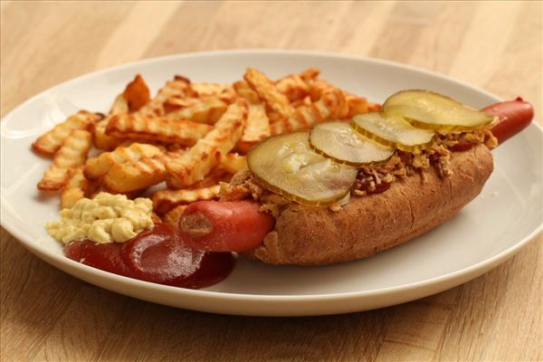 Pomfritter og hotdog