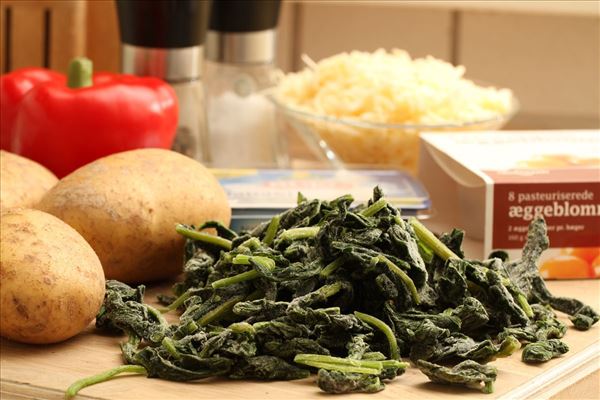 Varm kartoffelroulade med spinat
