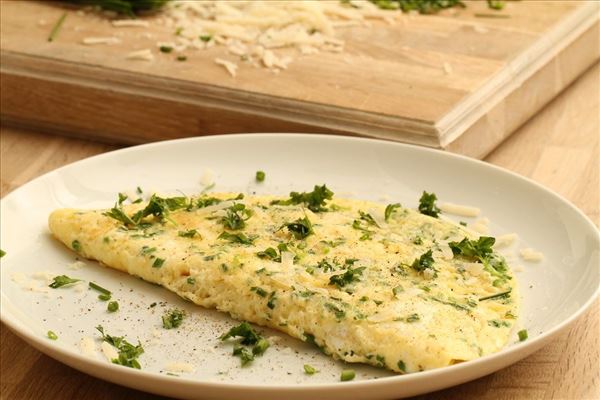 Omelet med parmesanost