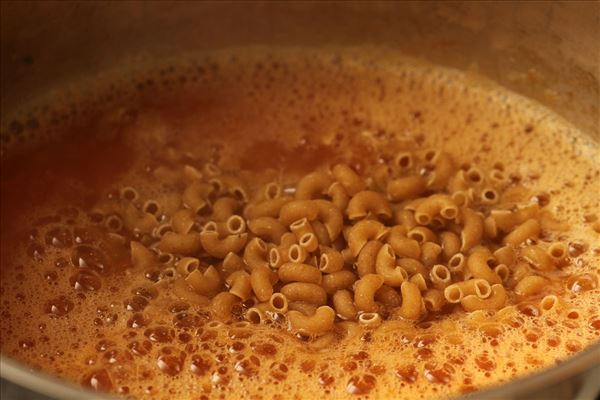 Tomatsuppe med pasta