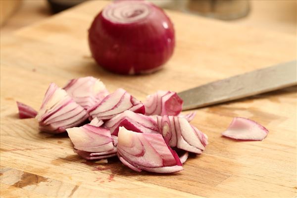 Ostegratineret peberfrugter med brød