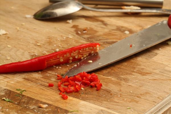 Gratineret farsfad med chili og persille