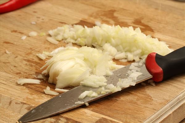 Gratineret farsfad med chili og persille