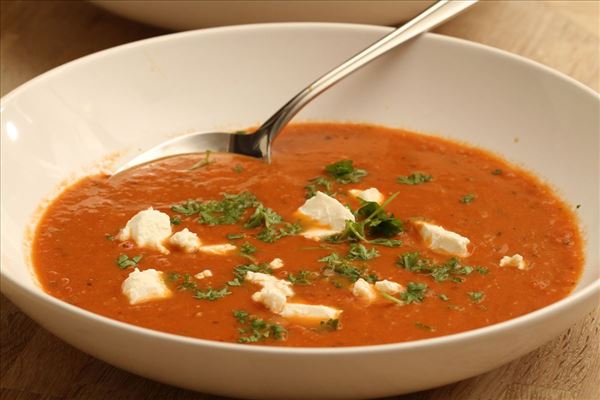 Linsesuppe med kanel og feta