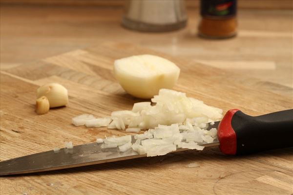 Linsesuppe med kanel og feta