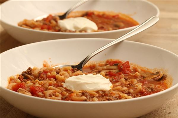 Landmandssuppe med suppehorn